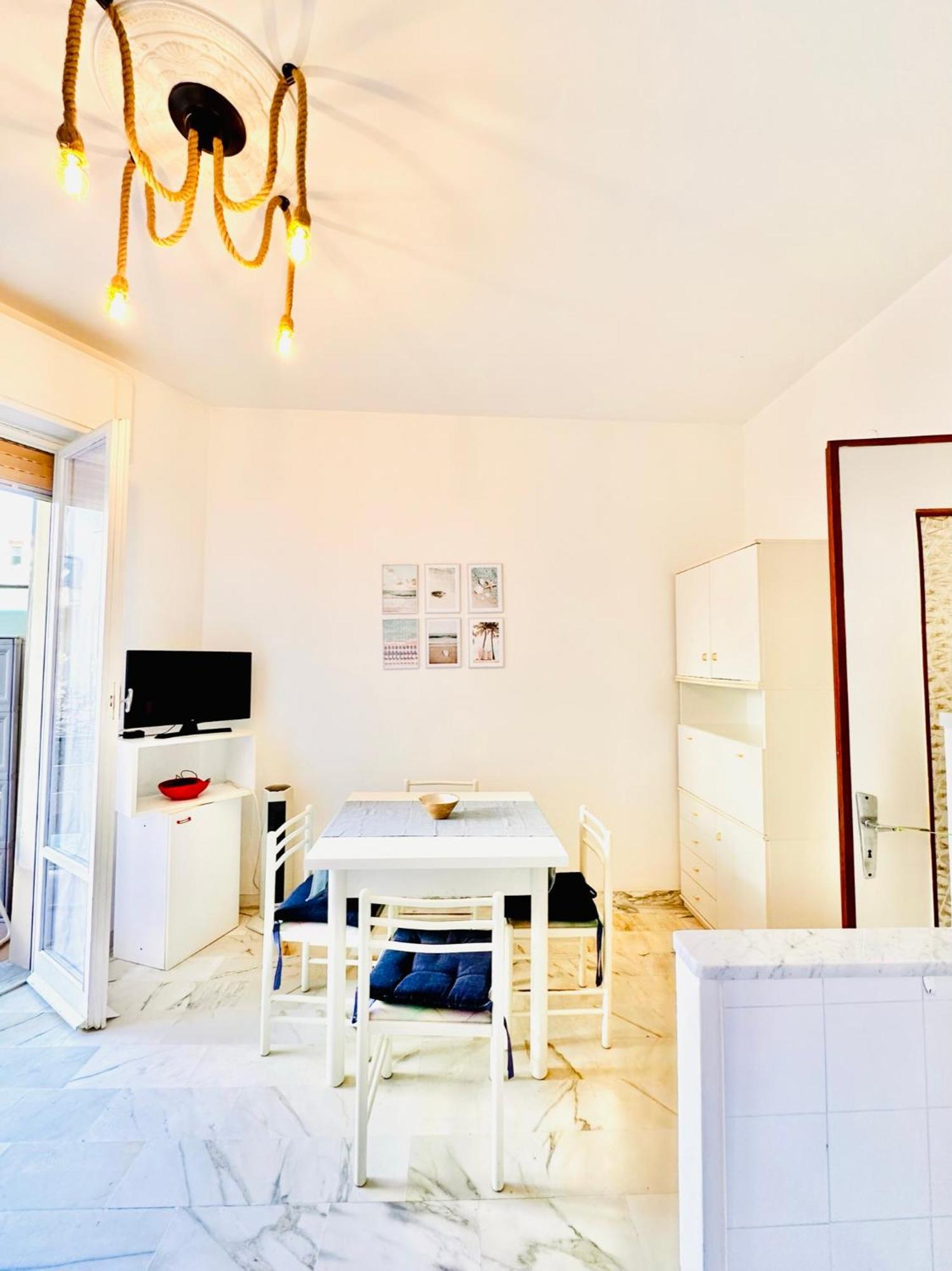 Apartmán Hostdomus - Cozy Corner Near The Sea Finale Ligure Exteriér fotografie
